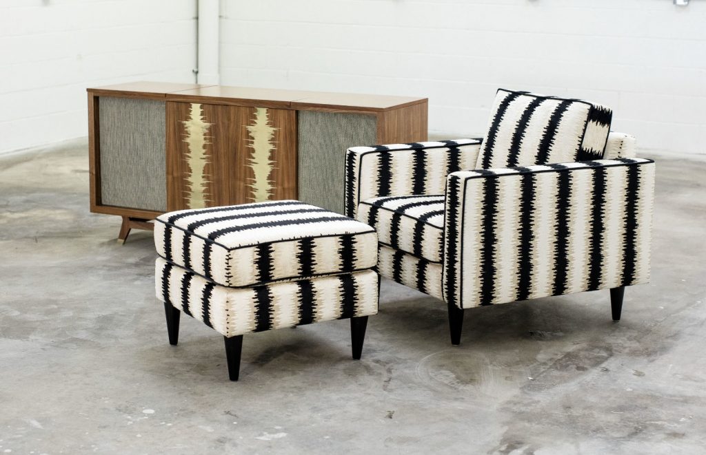 SOUNDWAVE LISTENING CHAIR CLEARANCE Luno